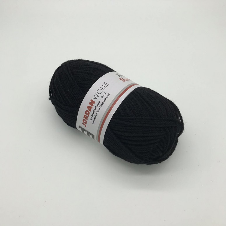 Hauswolle, Strickwolle, Wolle zum Stricken im Knäuel, Schafwolle in der Farbe Schwarz 04